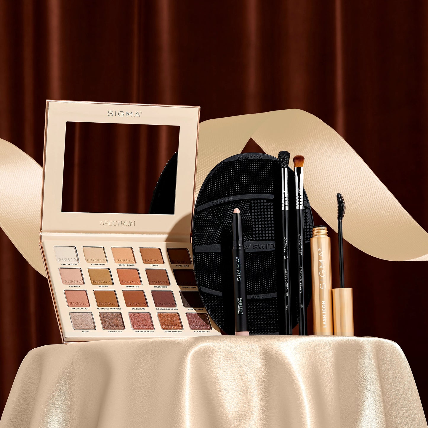 The Signature Sleigh Set